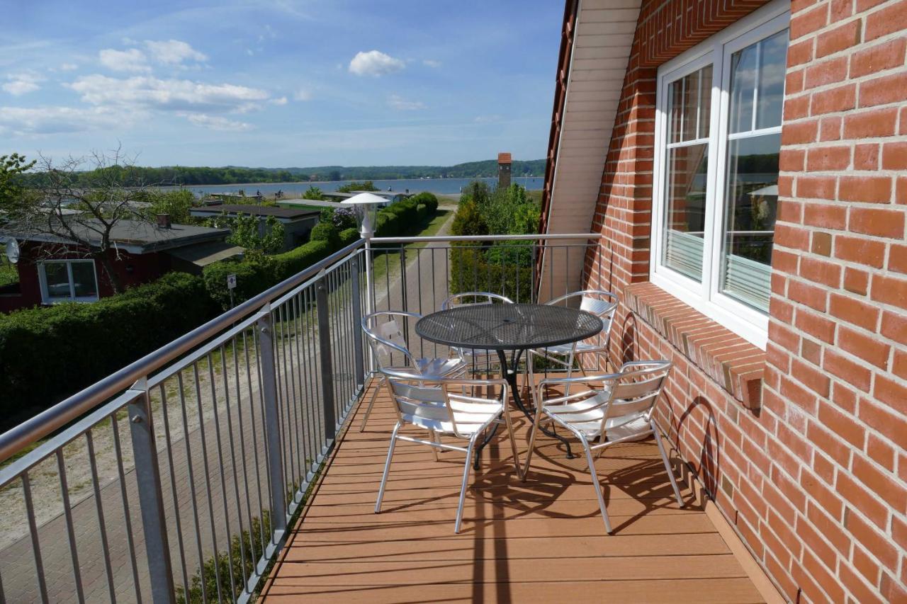 Haus Am Deich Feriendomizil Mit Balkon Apartment Baabe Bagian luar foto