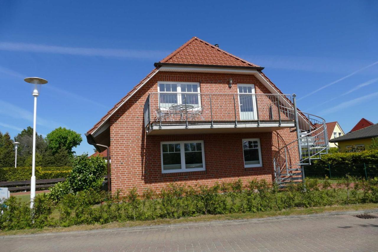 Haus Am Deich Feriendomizil Mit Balkon Apartment Baabe Bagian luar foto